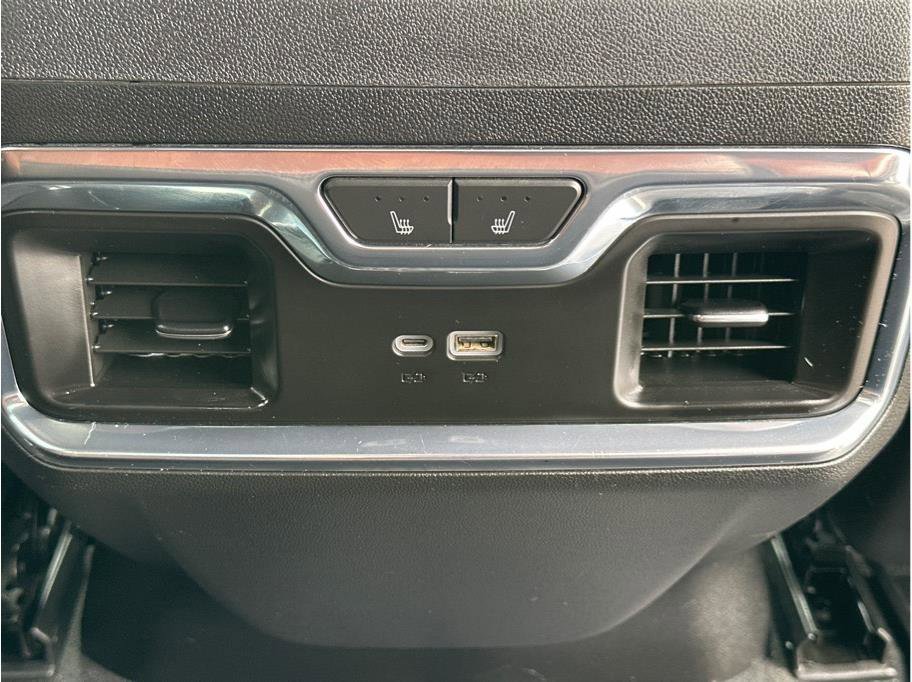 Used 2024 GMC Sierra 2500 Denali Ultimate w/ Max Trailering Package image 28