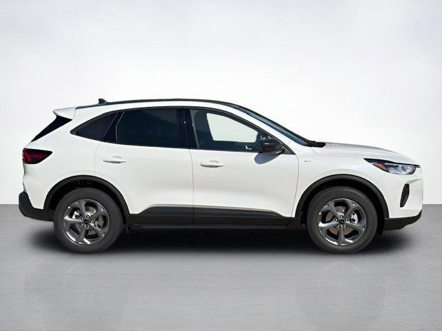 New 2026 Ford Escape ST-Line image 2