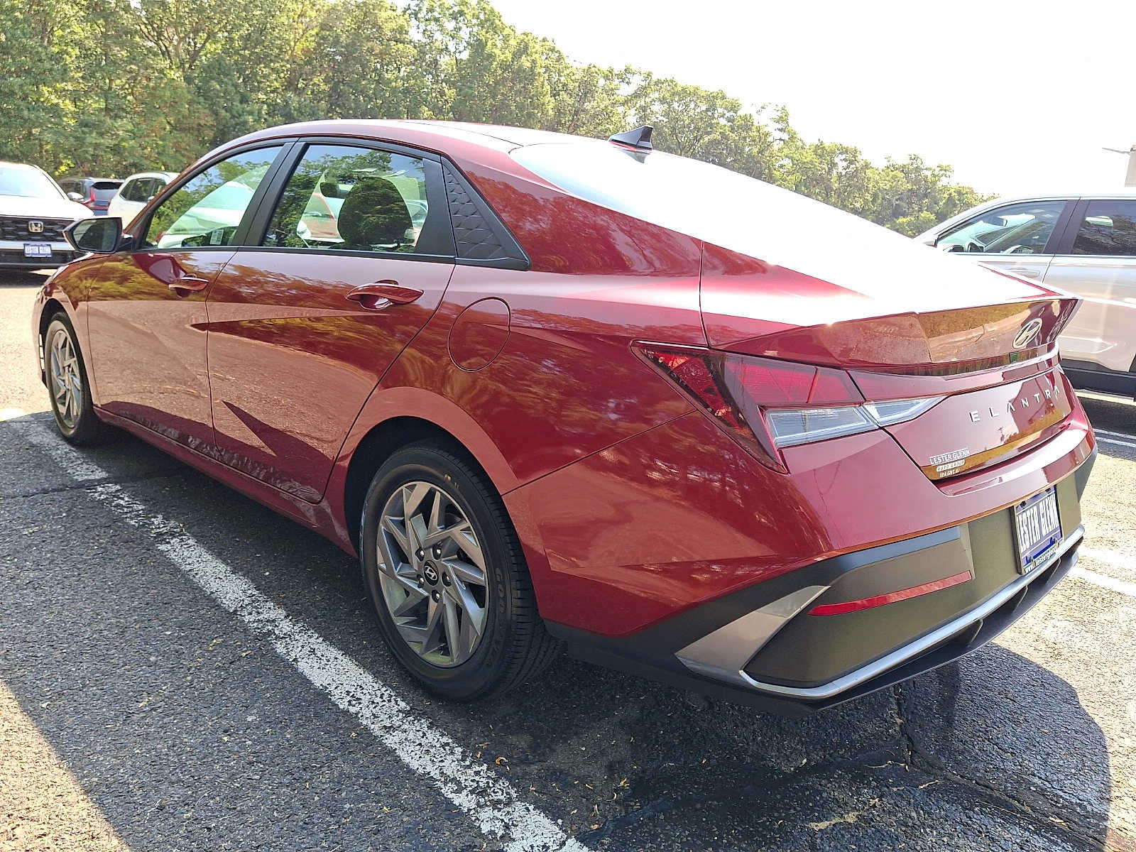 Used 2024 Hyundai Elantra SEL FWD image 4