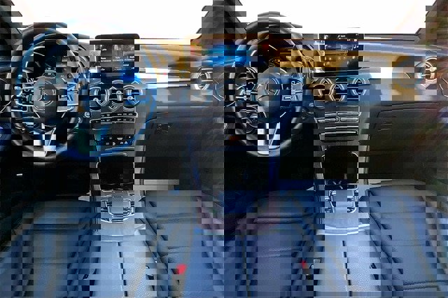 Certified 2022 Mercedes-Benz GLC 300 4MATIC image 10