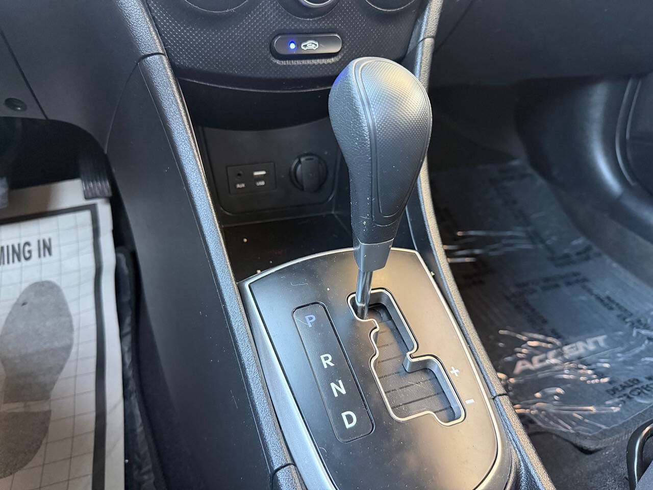 Used 2015 Hyundai Accent GS FWD image 25