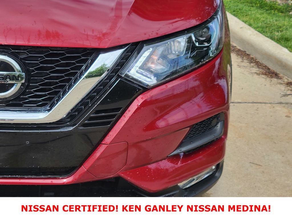 Certified 2022 Nissan Rogue Sport SV w/ Technology Package AWD/4WD image 10