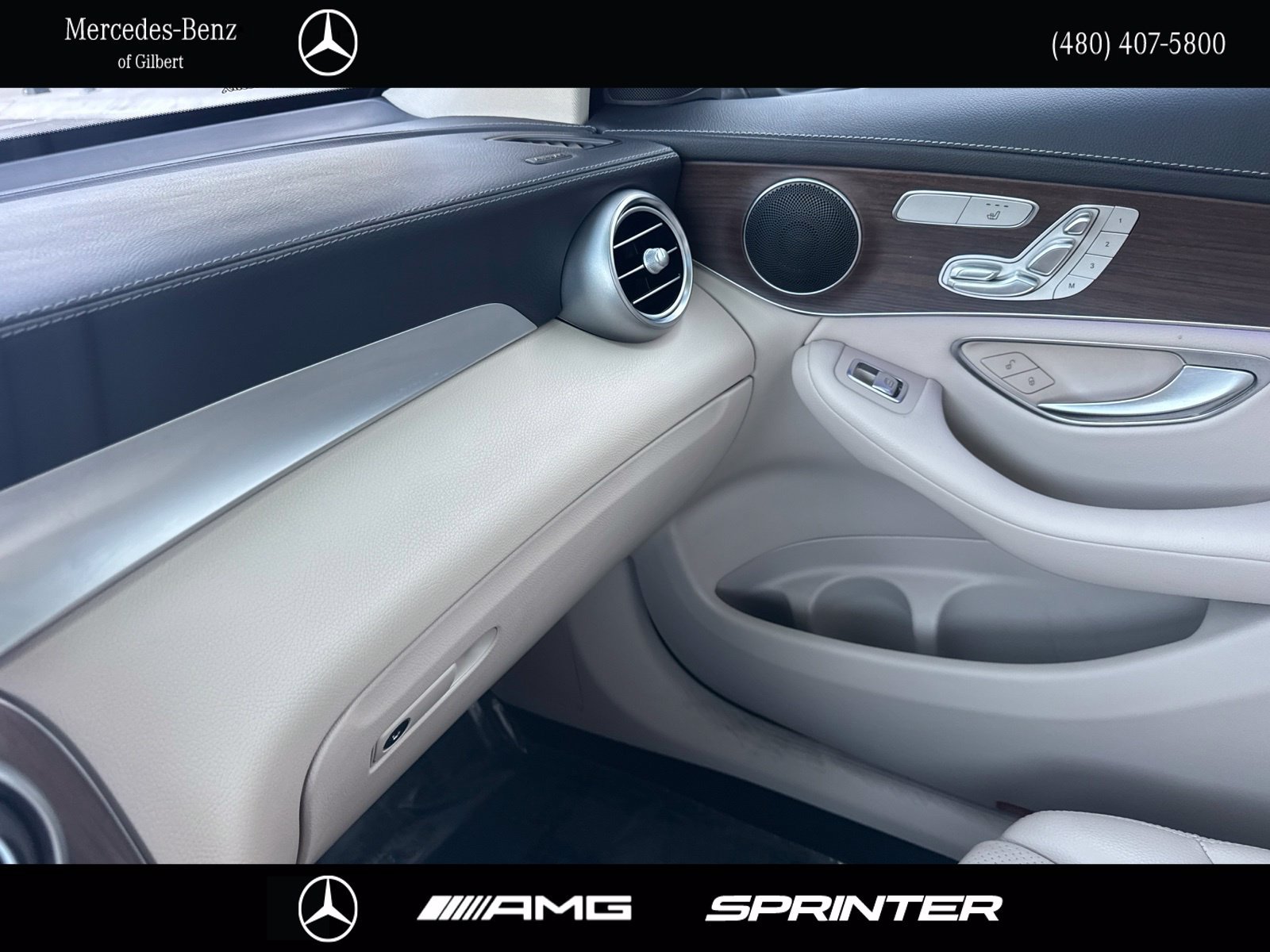 Used 2022 Mercedes-Benz GLC 300 w/ Premium Package Lite image 24