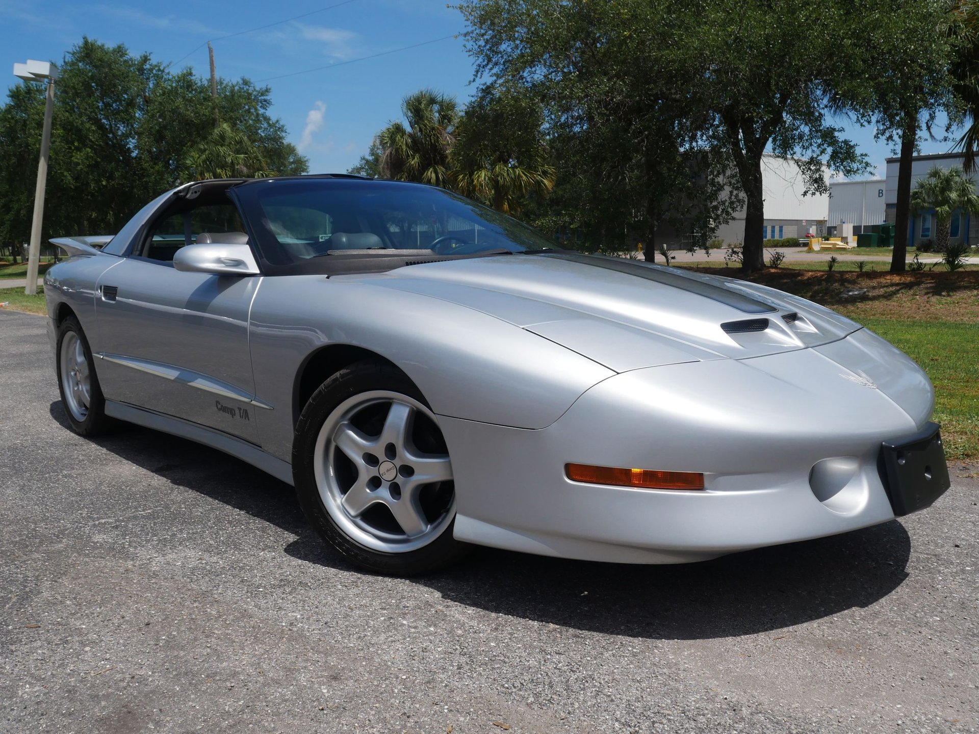 Used 1997 Pontiac Firebird Trans Am RWD image 42