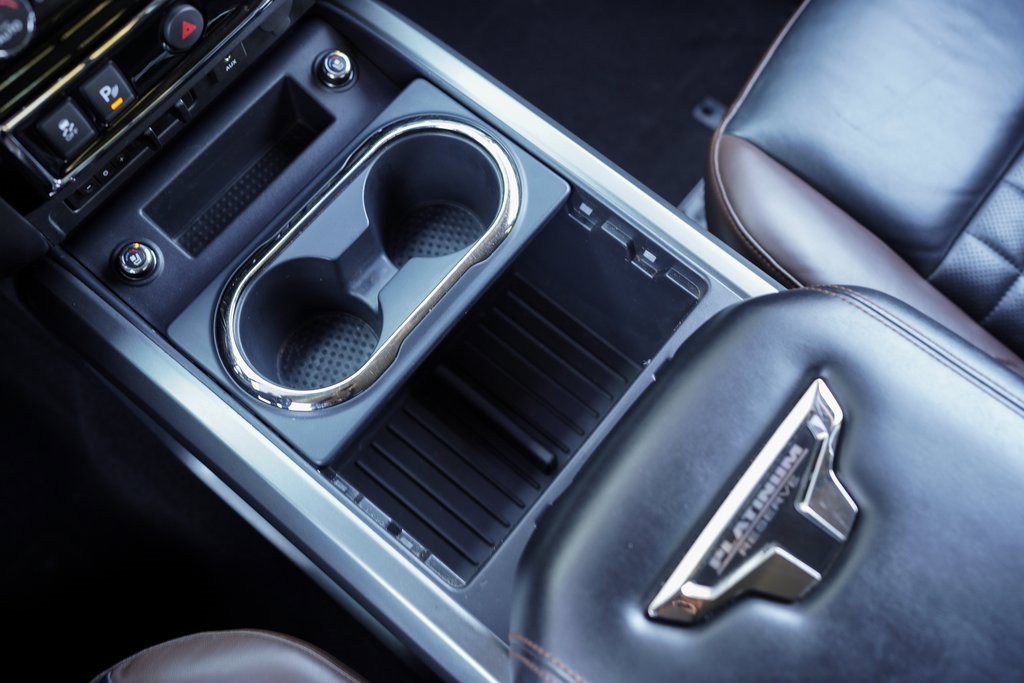 Used 2018 Nissan Titan Platinum Reserve image 33