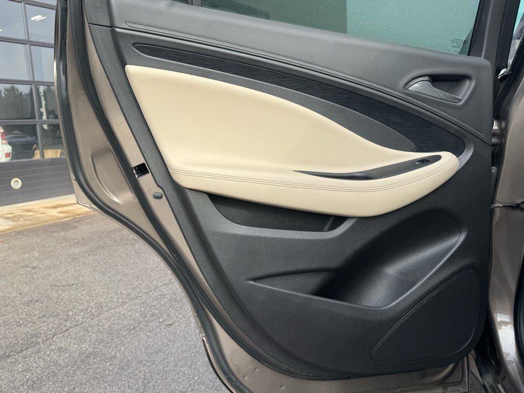 Used 2017 Buick Envision Preferred image 68