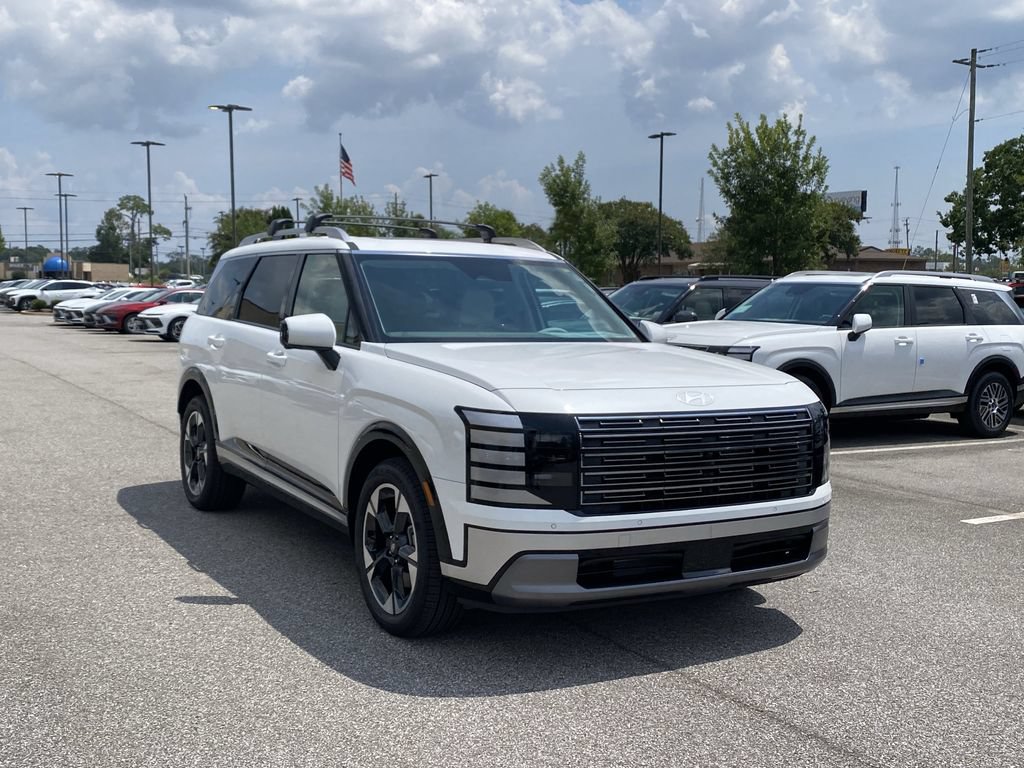 New 2027 Hyundai Palisade Limited FWD image 2