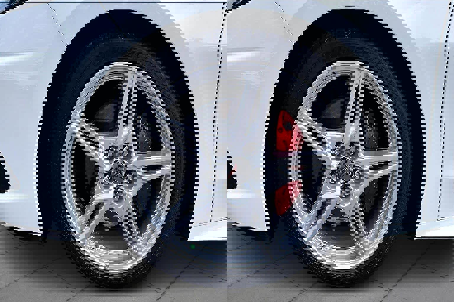 Used 2022 Chevrolet Corvette Stingray Premium Cpe w/ Engine Appearance Package image 11