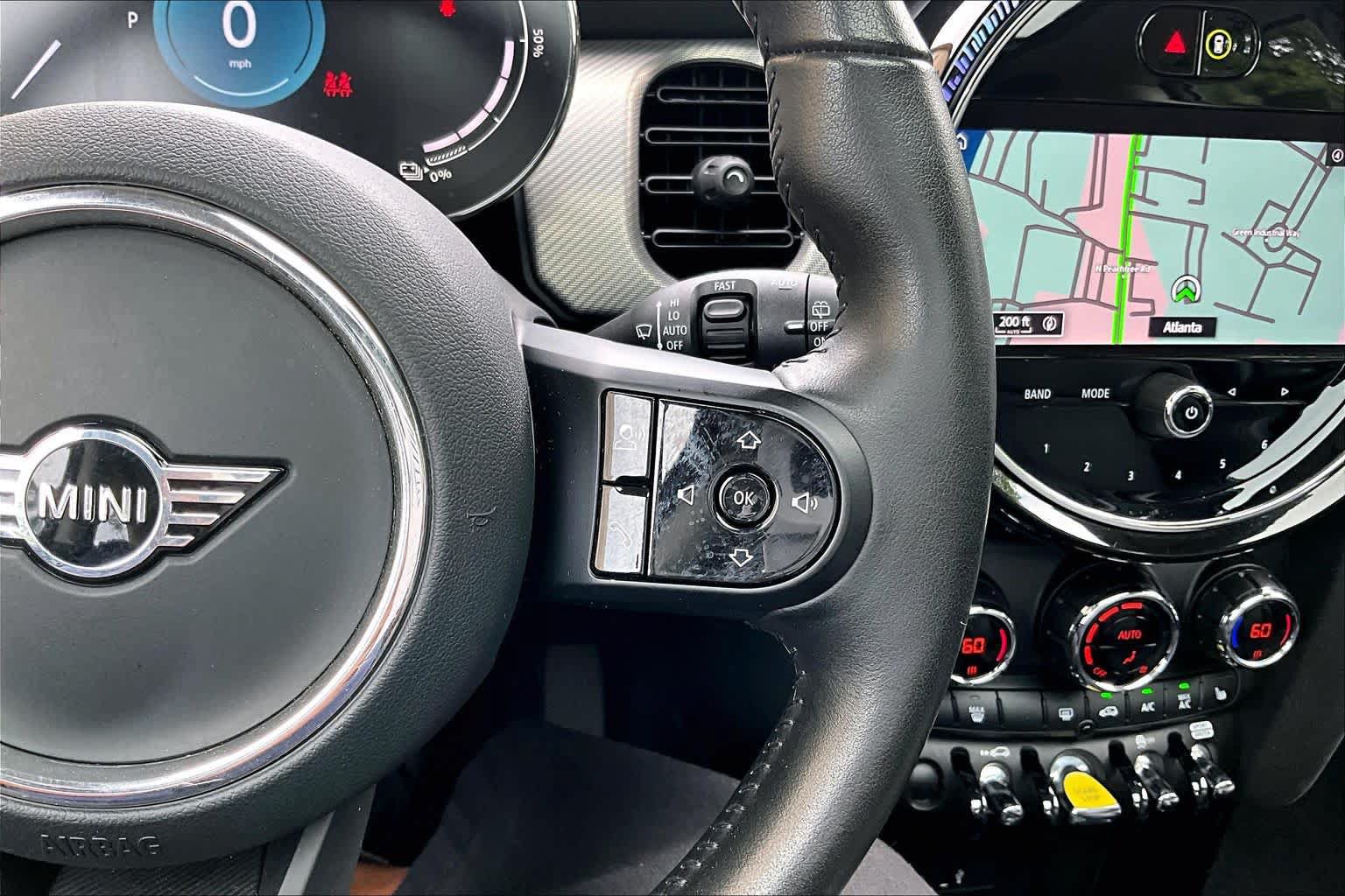 Used 2024 MINI Cooper SE FWD image 23