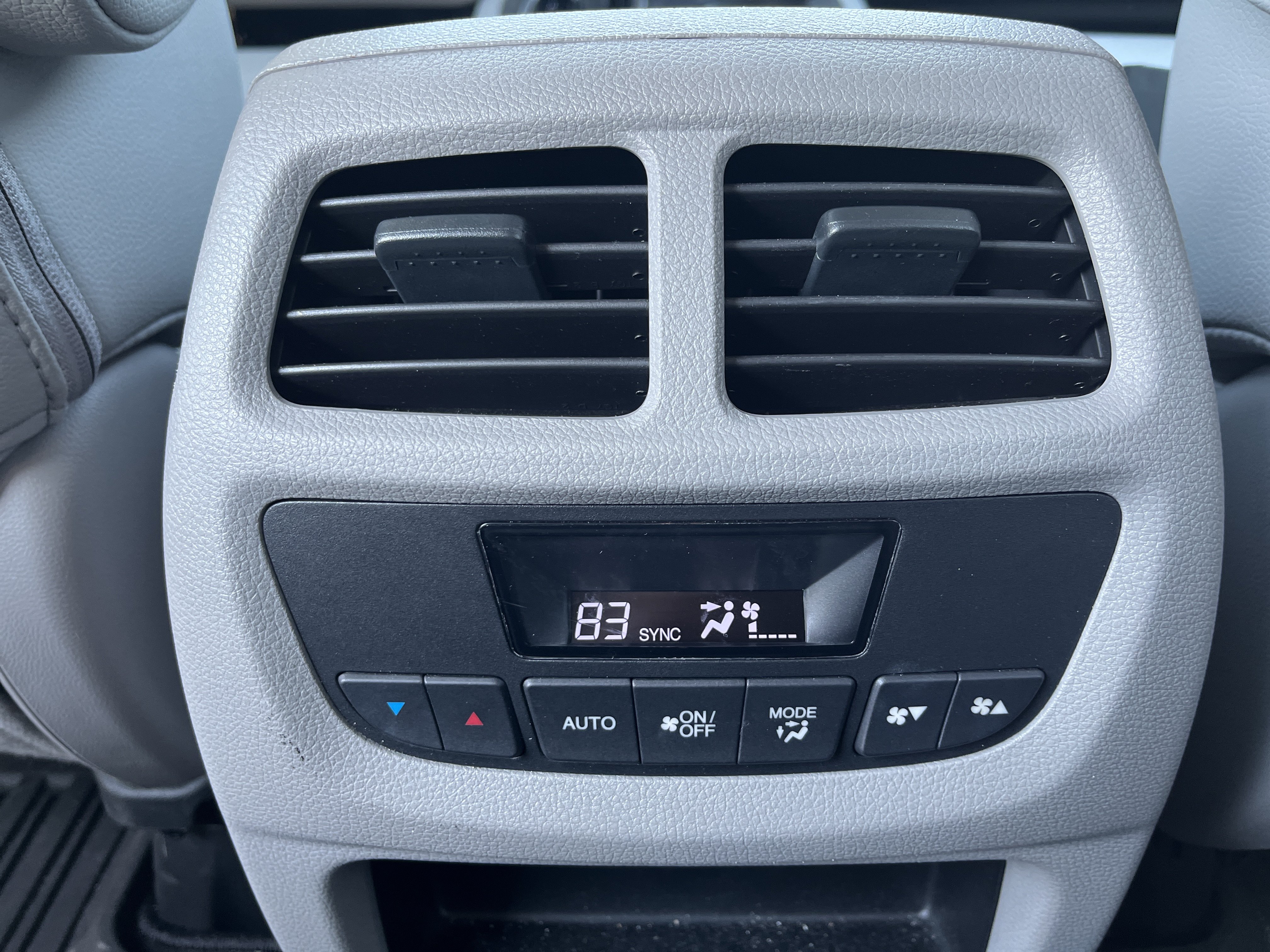 Used 2017 Honda Pilot EX-L image 18