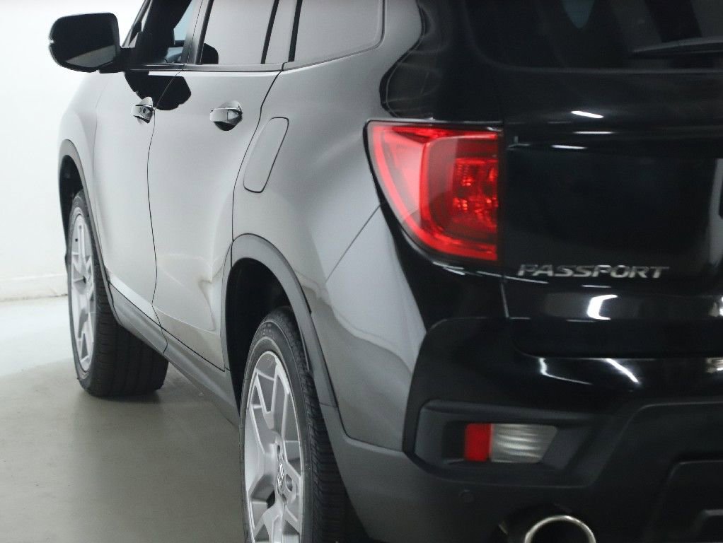Used 2024 Honda Passport EX-L image 42