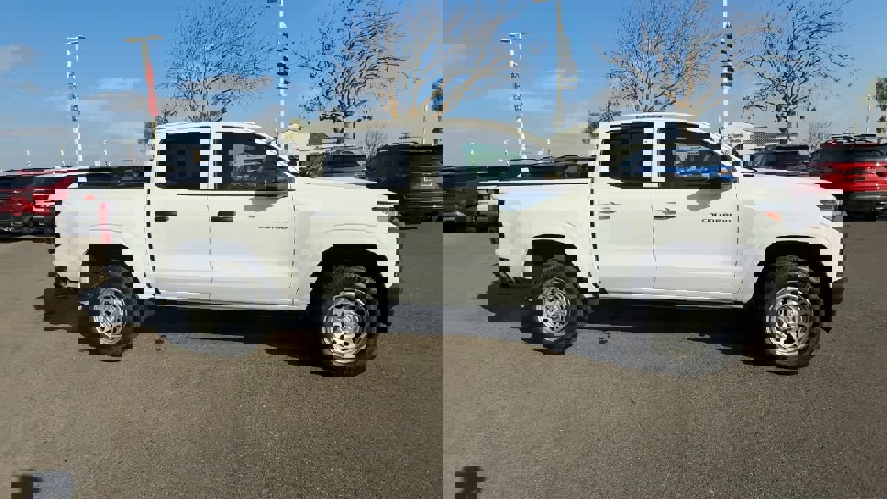 Used 2023 Chevrolet Colorado W/T image 8