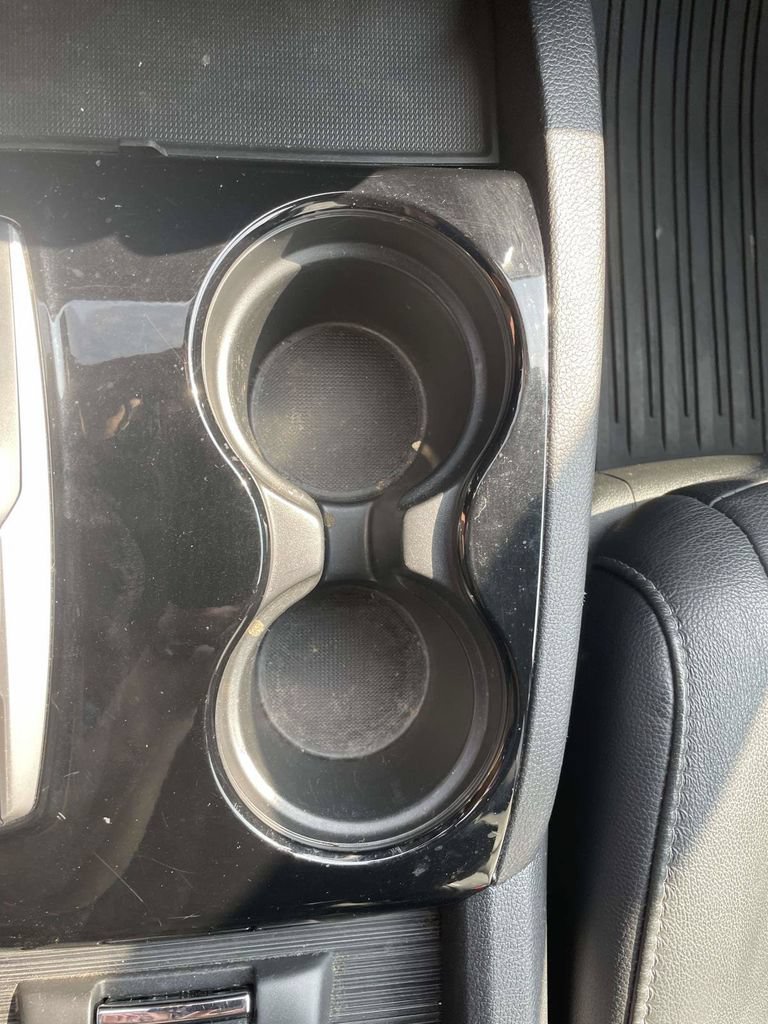 Used 2017 Honda Pilot Touring image 18
