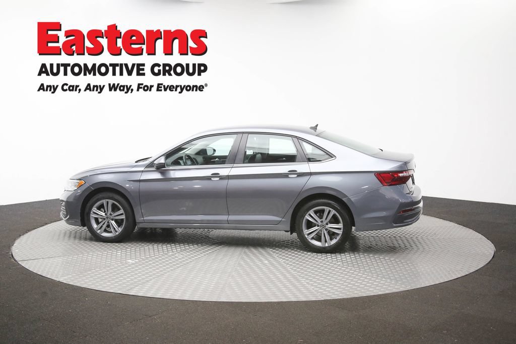 Used 2024 Volkswagen Jetta SE FWD image 55
