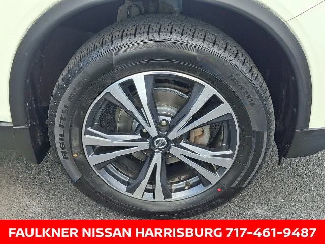 Certified 2019 Nissan Rogue SV w/ Premium Package AWD/4WD image 8