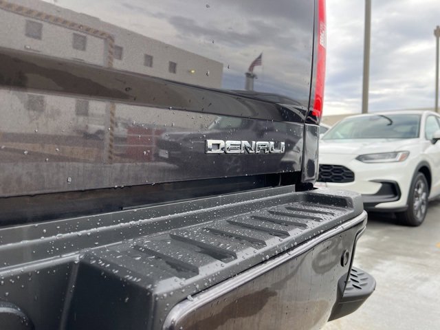 Used 2016 GMC Sierra 2500 Denali w/ Duramax Plus Package image 9