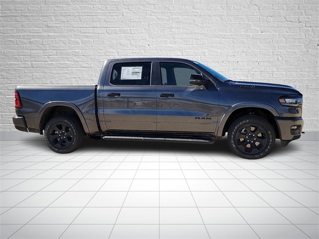 New 2026 RAM 1500 4x4 Crew Cab image 5