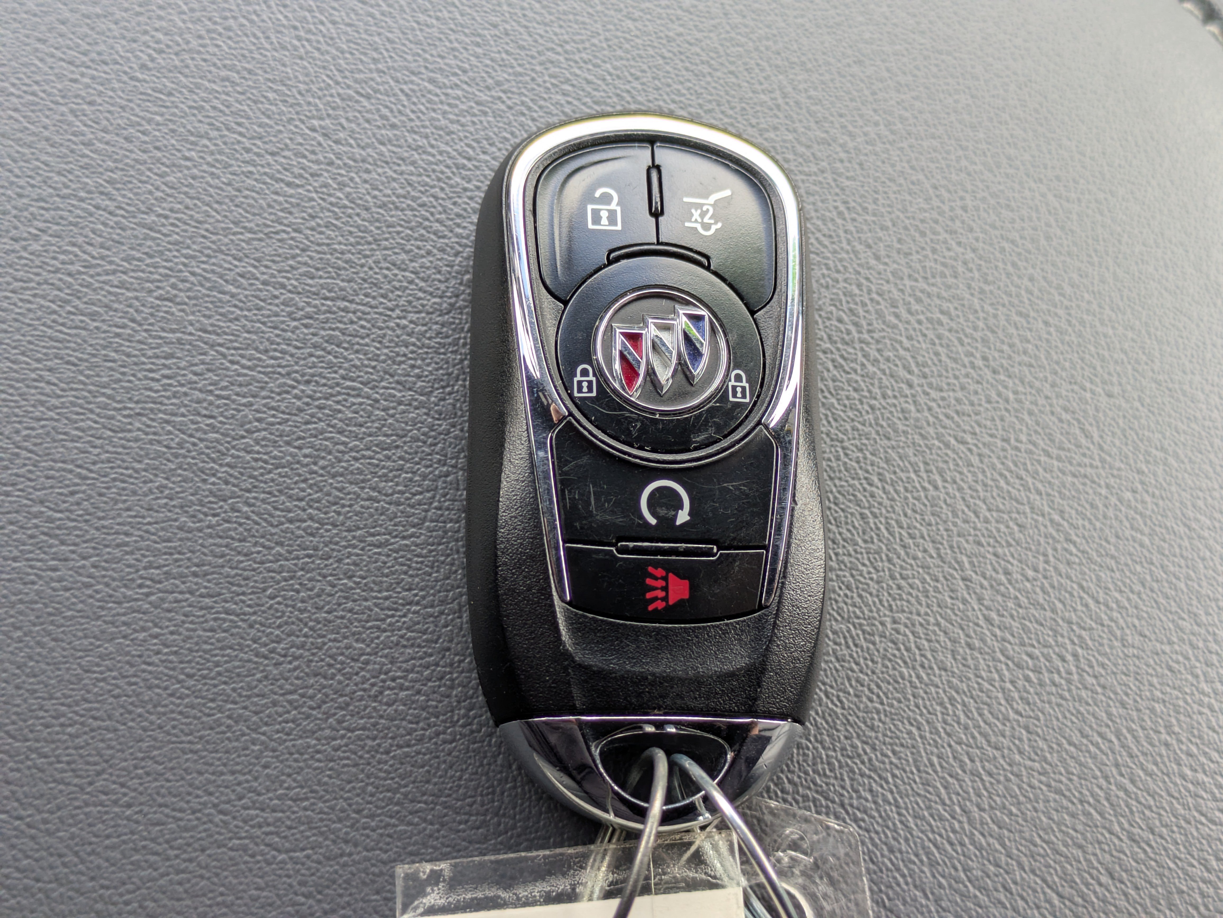 Used 2023 Buick Enclave Essence w/ Sound and Sites Package FWD image 31