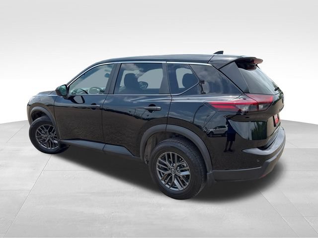 Certified 2025 Nissan Rogue S FWD image 6