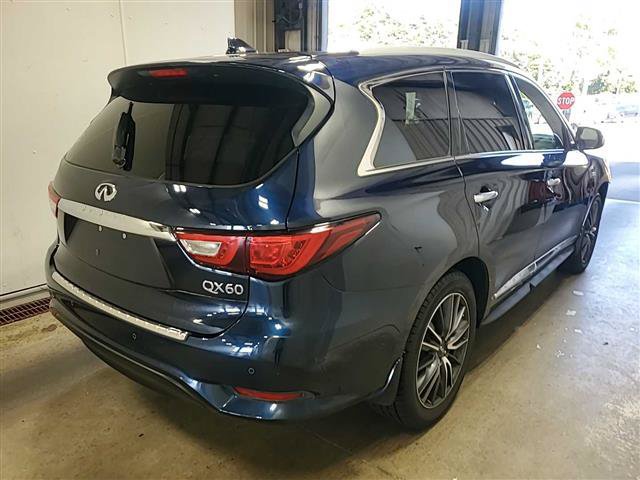 Used 2017 INFINITI QX60 FWD w/ Deluxe Technology Package image 16