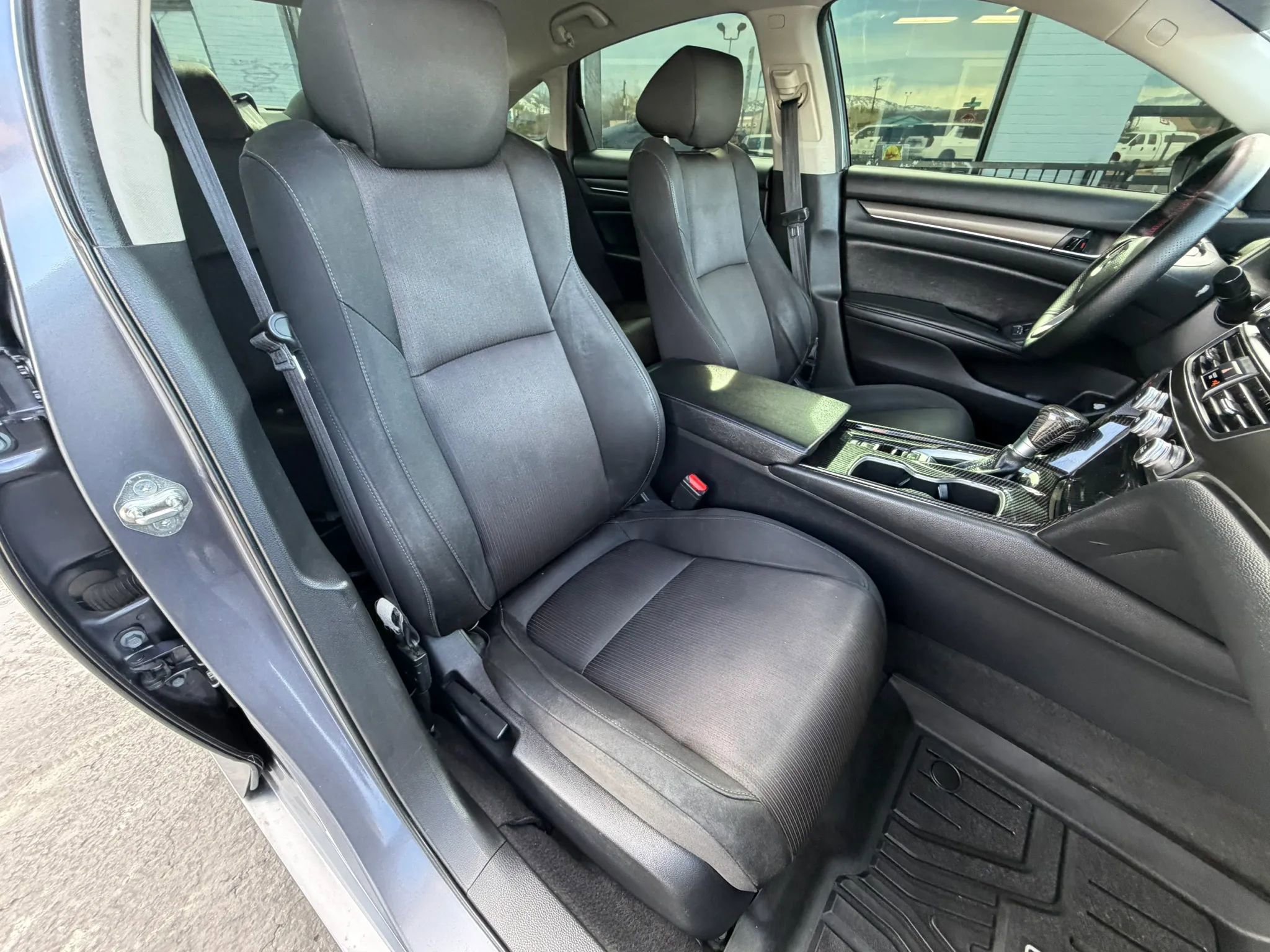 Used 2019 Honda Accord LX image 12