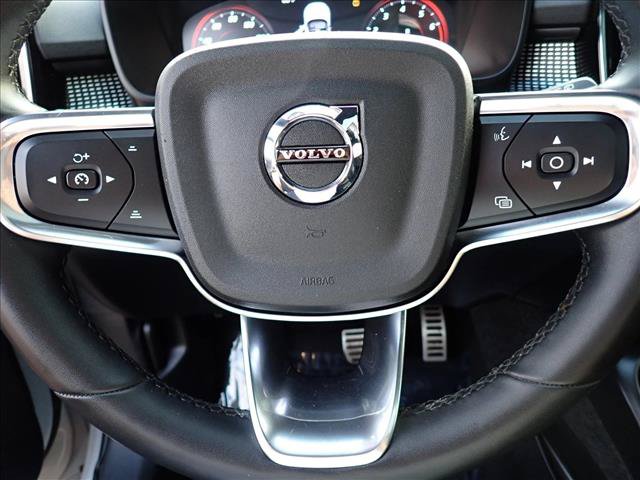 Used 2022 Volvo XC40 T5 R-Design AWD/4WD image 18
