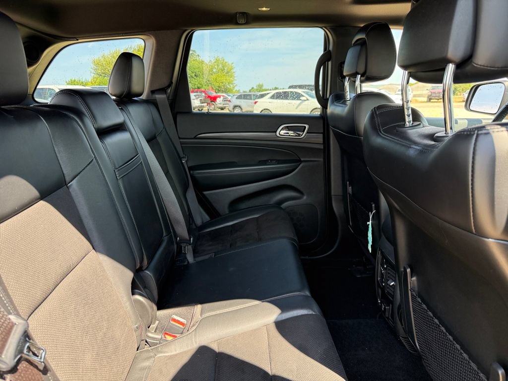 Used 2020 Jeep Grand Cherokee Altitude AWD/4WD image 41