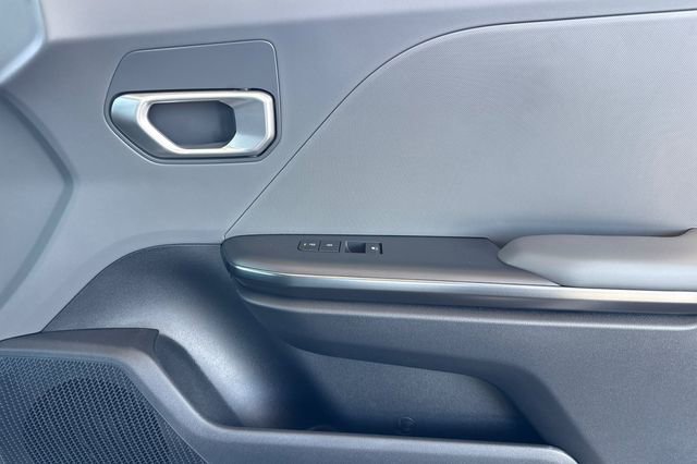 New 2026 Kia K4 LXS image 19