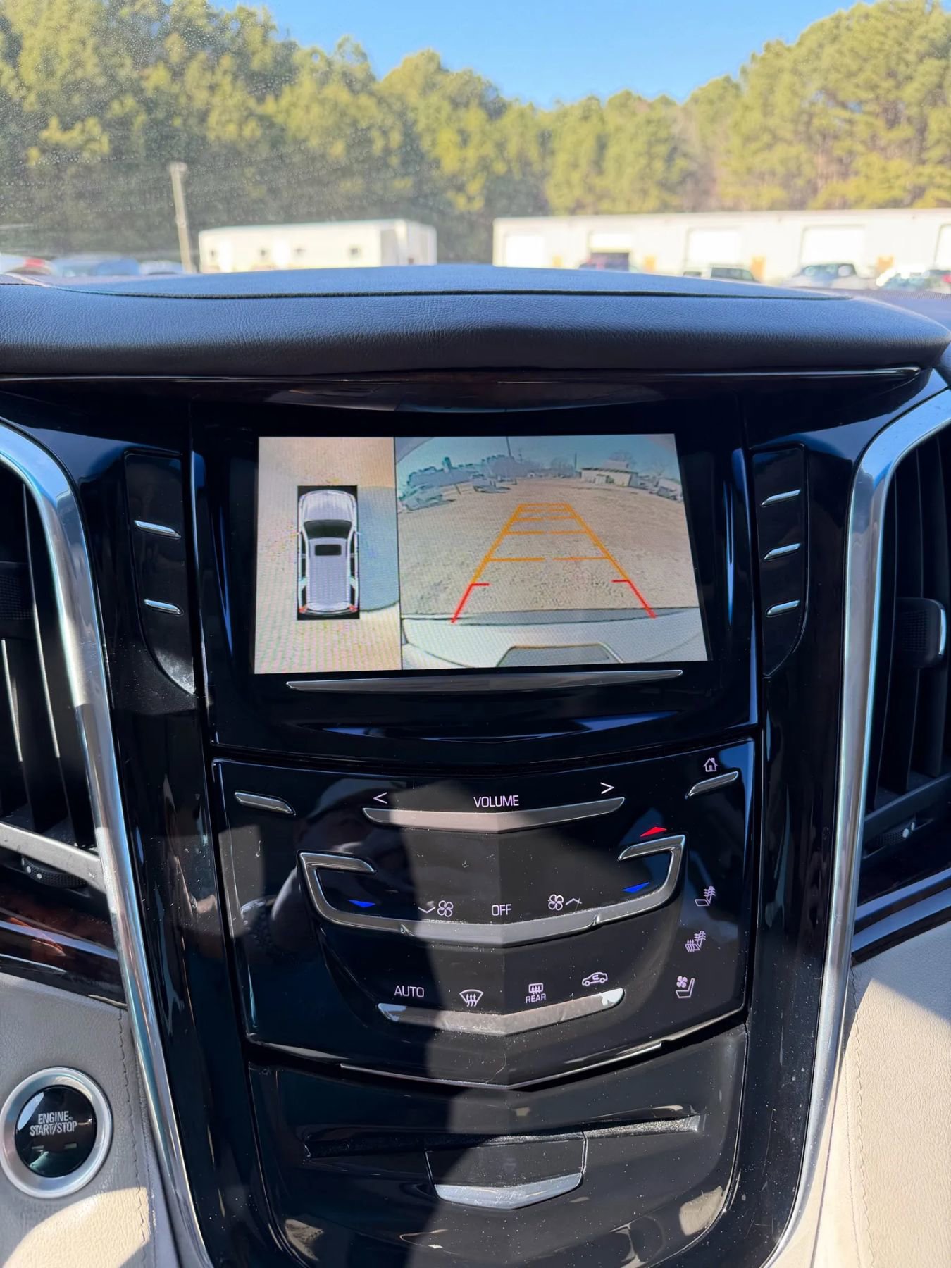 Used 2015 Cadillac Escalade ESV Premium image 15