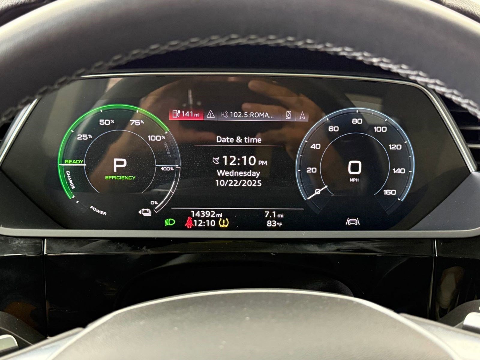 Used 2022 Audi e-tron Premium w/ Interior Protection Package image 21