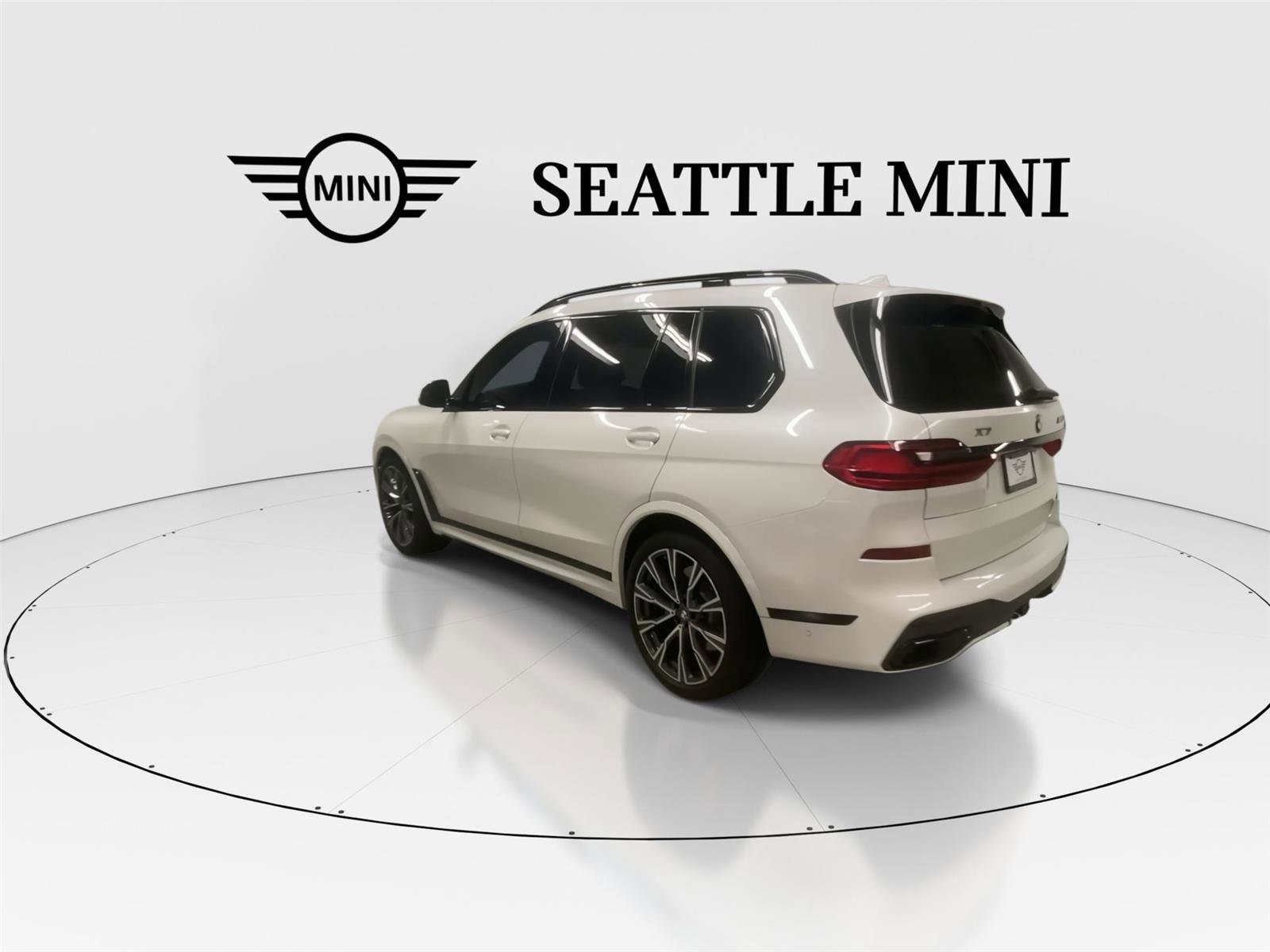 Used 2022 BMW X7 M50i AWD/4WD image 8