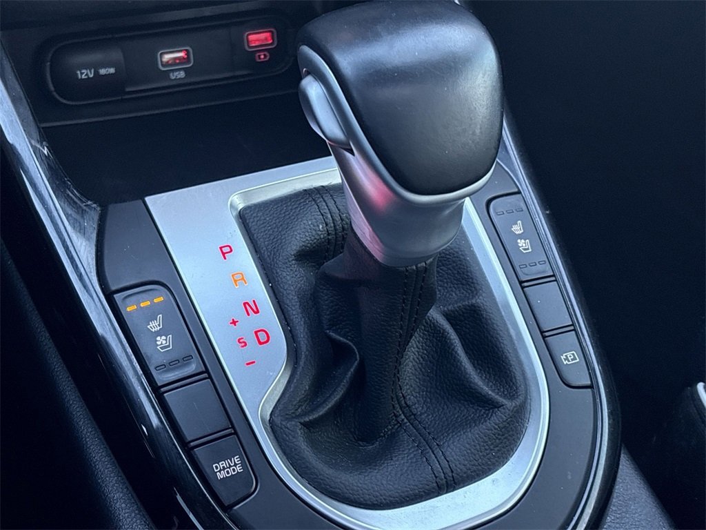 Used 2022 Kia Forte GT-Line w/ GT-Line Premium Package image 7