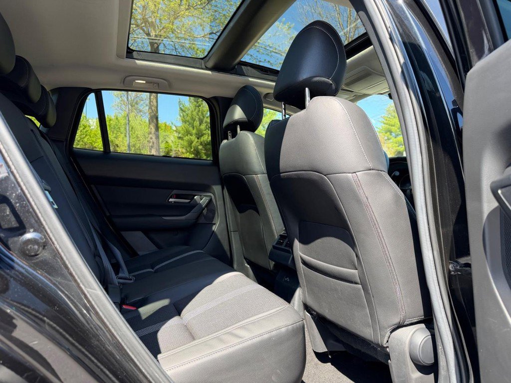 Used 2025 MAZDA CX-50 AWD 2.5 S w/ Premium Package image 10