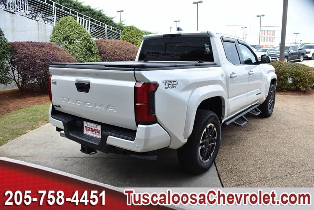 Used 2024 Toyota Tacoma TRD Sport w/ TRD Sport Upgrade Package image 10