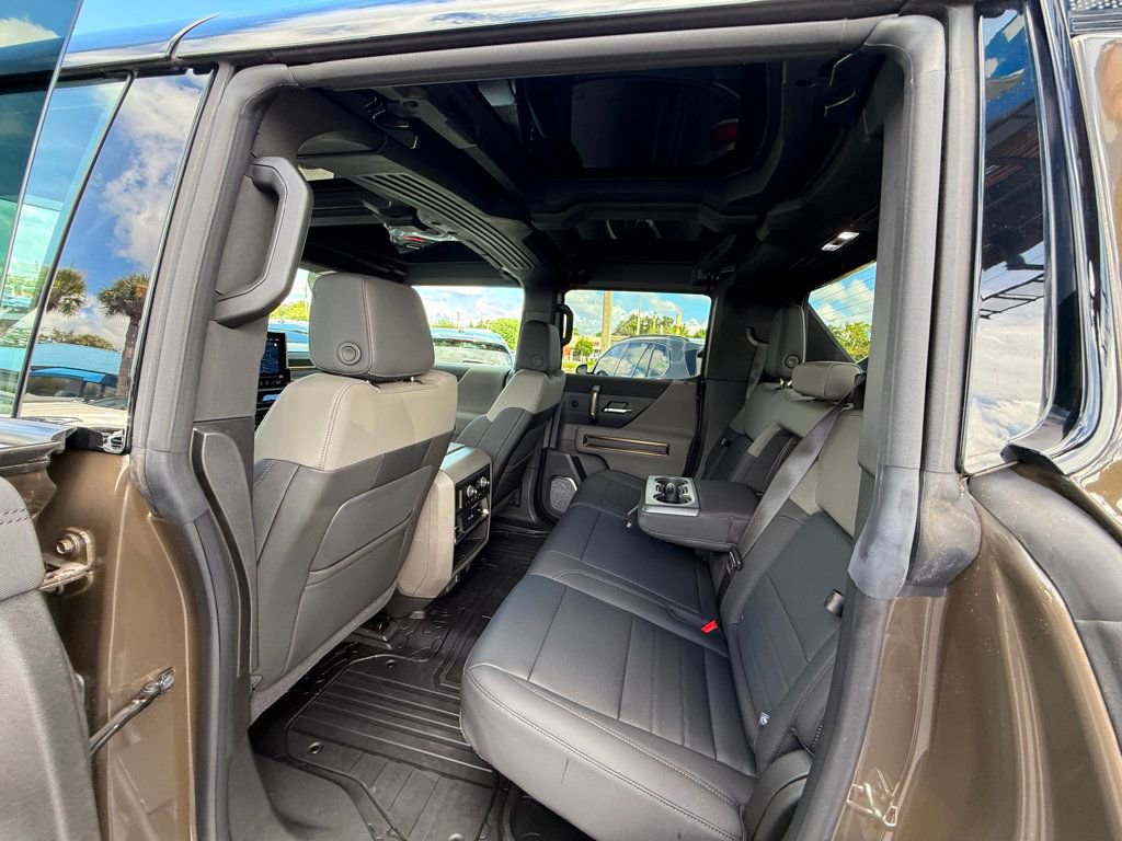 Used 2024 GMC Hummer EV 3X image 27