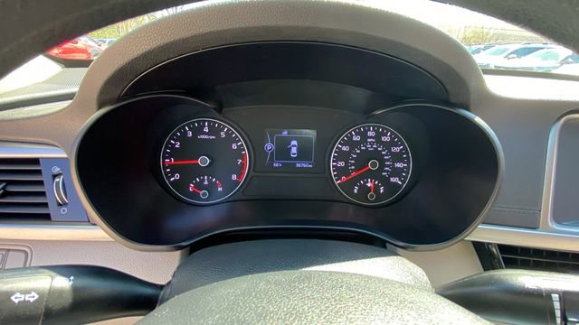Used 2018 Kia Optima LX w/ 17" Alloy Wheels Package FWD image 19