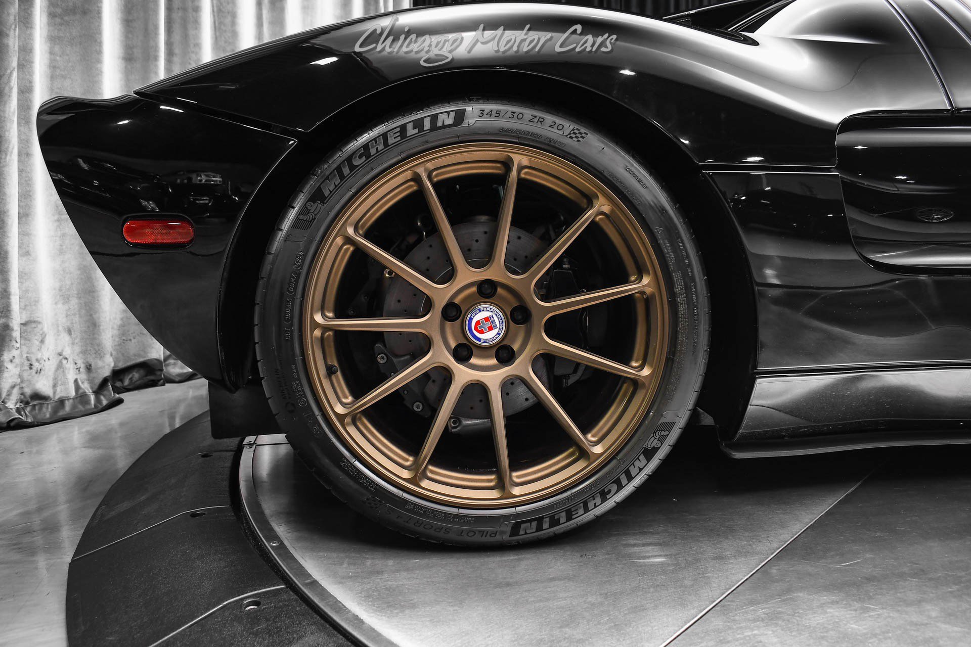 Used 2006 Ford GT RWD image 47