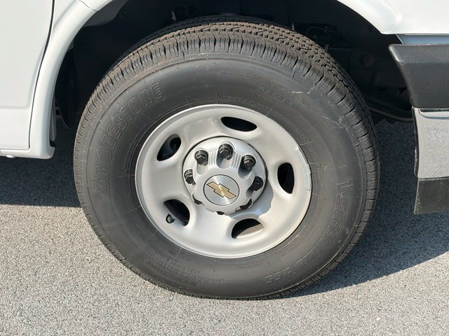 New 2026 Chevrolet Express 3500 w/ Power Convenience Package RWD image 11