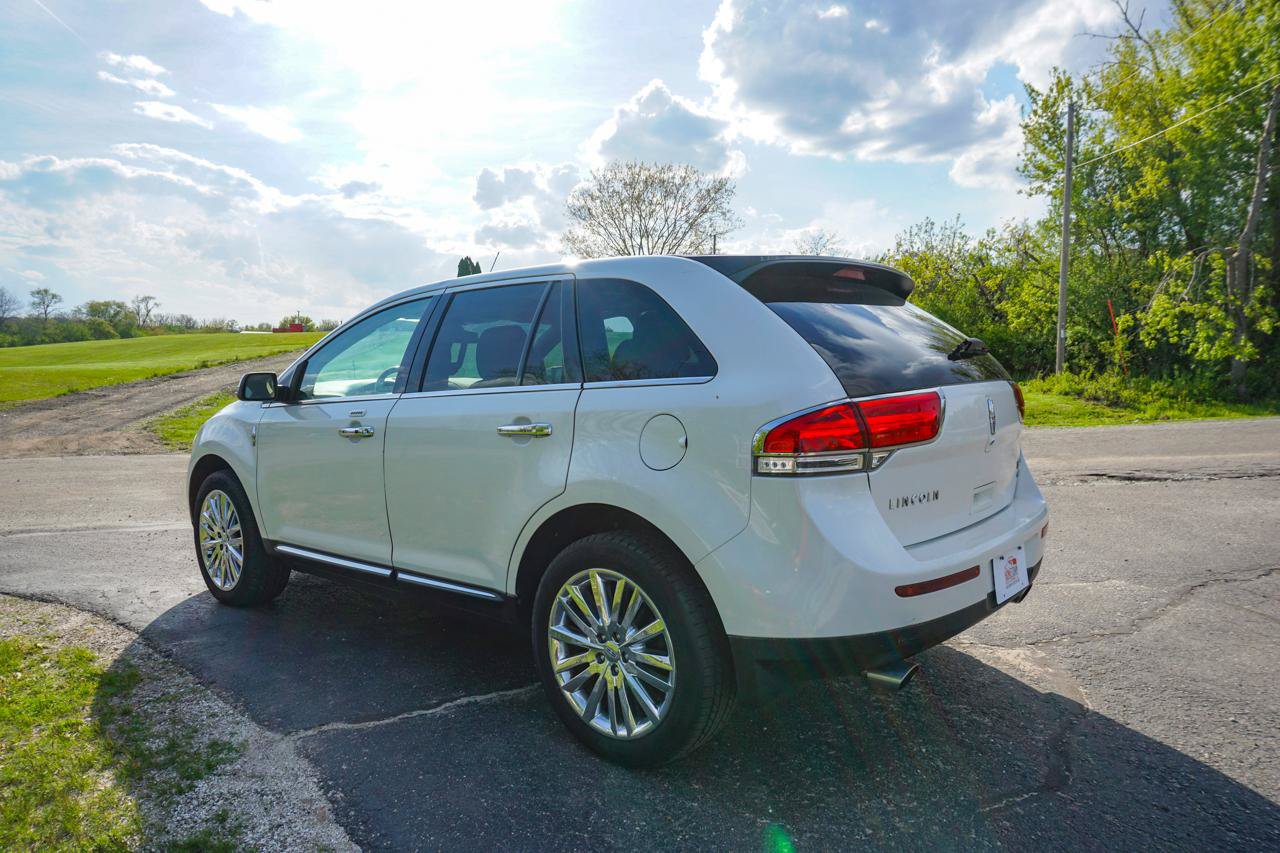 Used 2013 Lincoln MKX AWD image 5