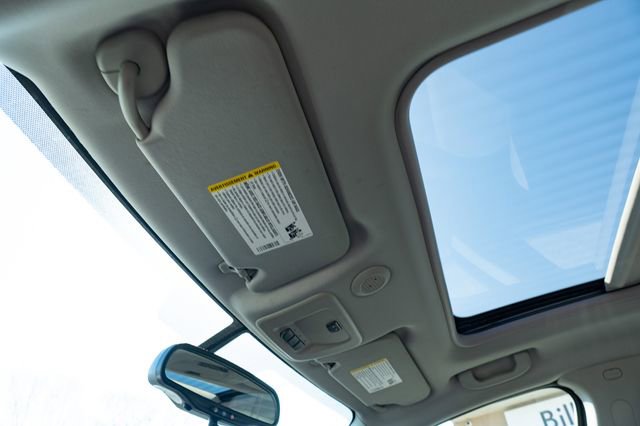 Used 2013 Chevrolet Impala LT w/ LT Sunroof Package FWD image 20