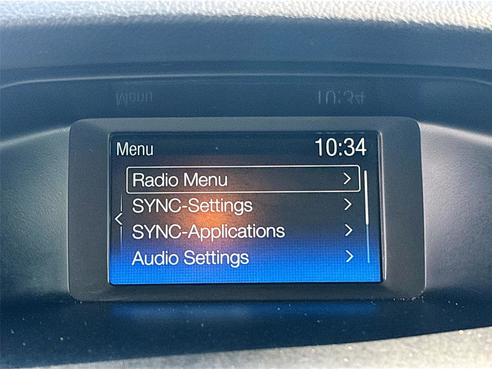 Used 2018 Ford Focus SE w/ SE Appearance Package image 15