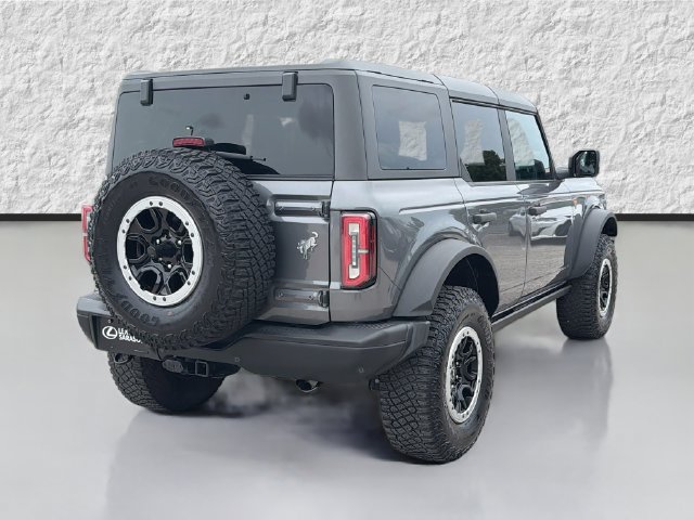 Used 2024 Ford Bronco Badlands AWD/4WD image 3