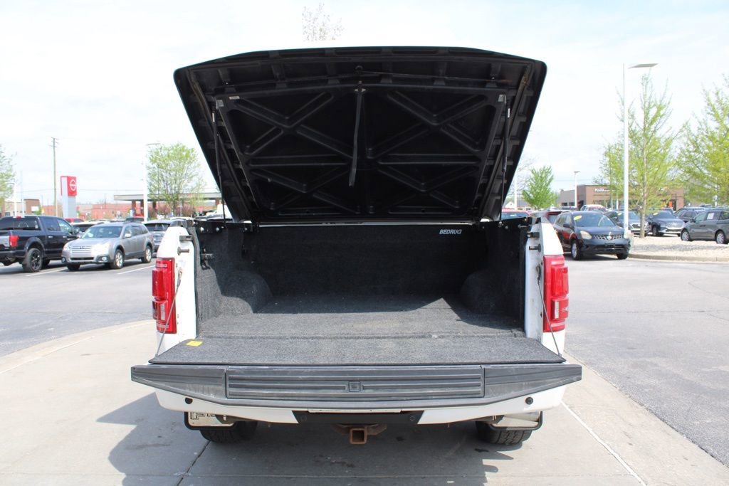 Used 2015 Ford F150 Platinum w/ Equipment Group 701A Luxury AWD/4WD image 10