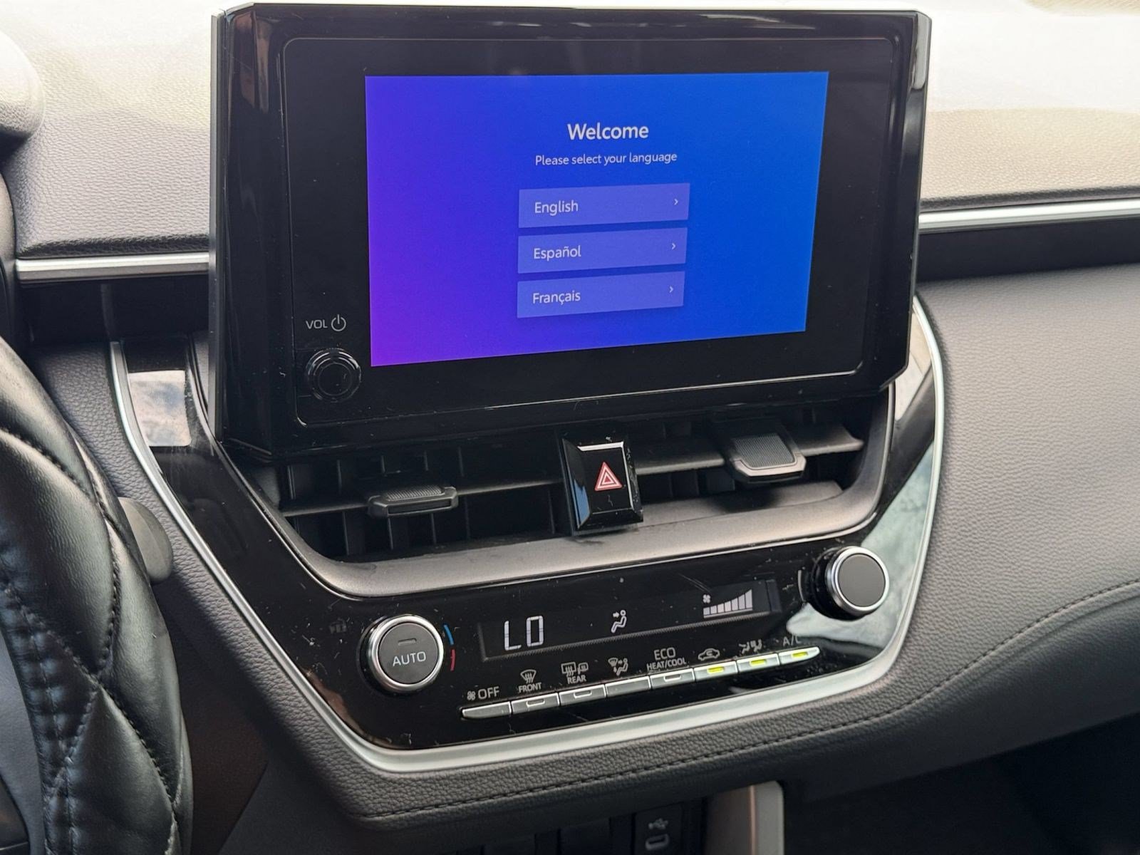 Certified 2025 Toyota Corolla Cross LE FWD image 22