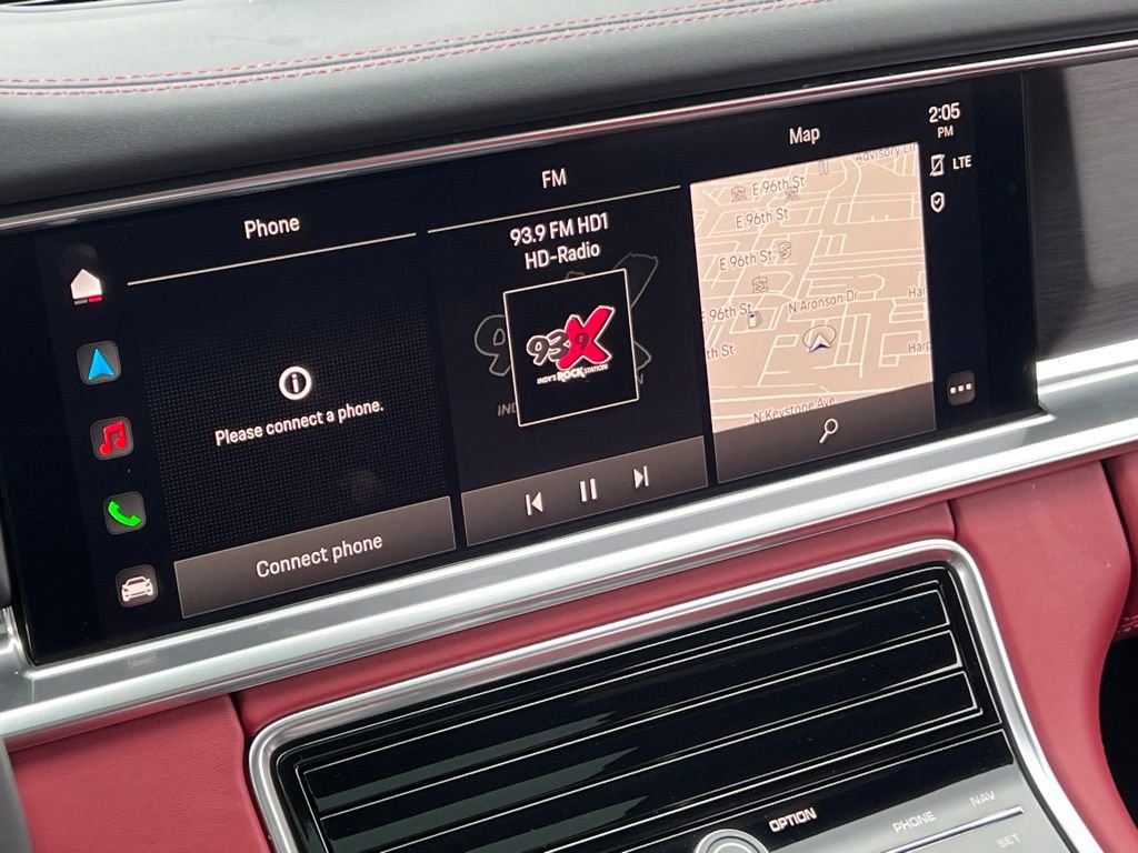 Used 2023 Porsche Panamera 4 Platinum Edition w/ Assistance Package image 31