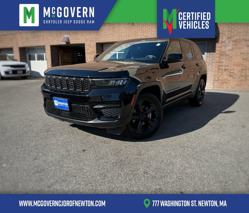 Used 2023 Jeep Grand Cherokee Altitude