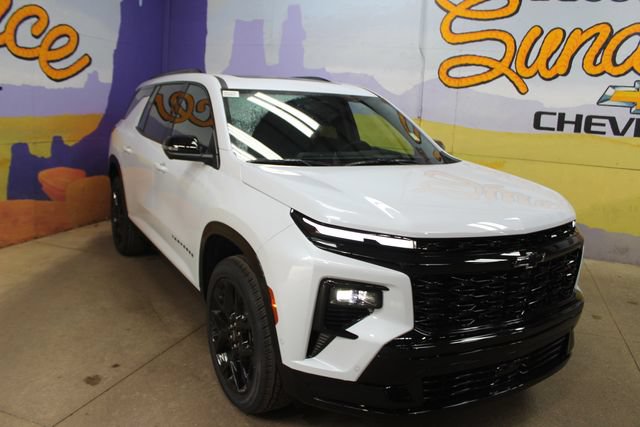 New 2026 Chevrolet Traverse RS w/ LPO, Floor Liner Package AWD/4WD image 2
