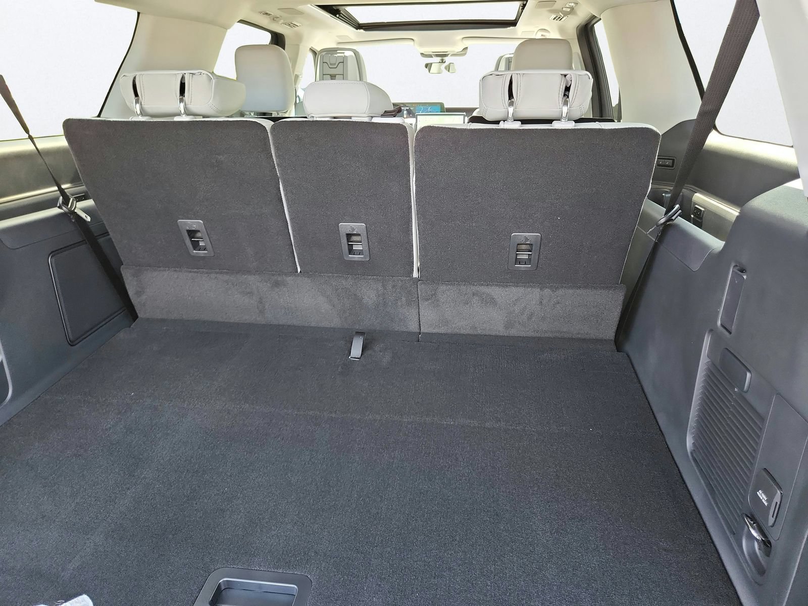 New 2027 Ford Expedition Max Platinum w/ Platinum Ultimate Package AWD/4WD image 33