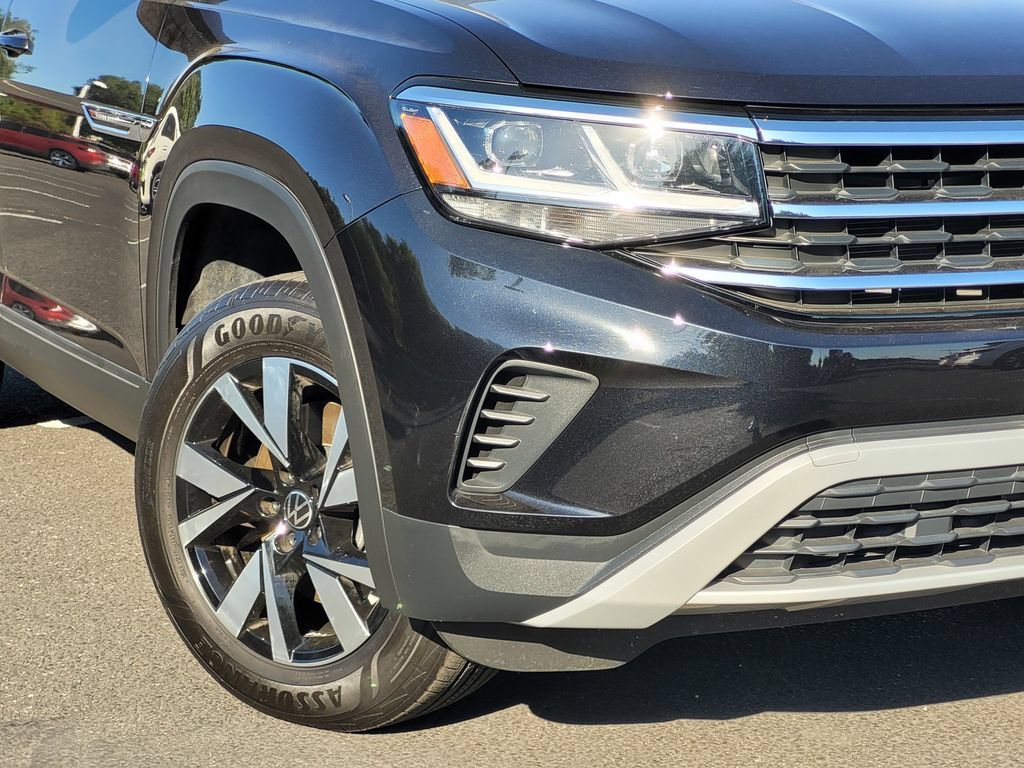 Used 2023 Volkswagen Atlas Cross Sport SE AWD/4WD image 4