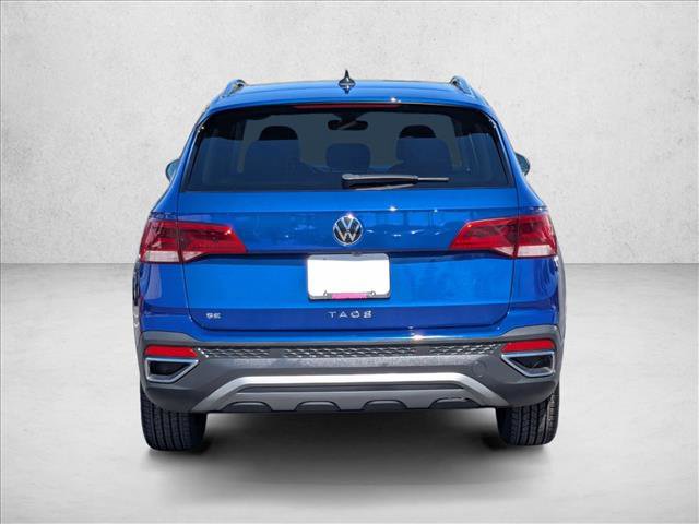 Used 2023 Volkswagen Taos SE w/ Panoramic Sunroof Package image 7